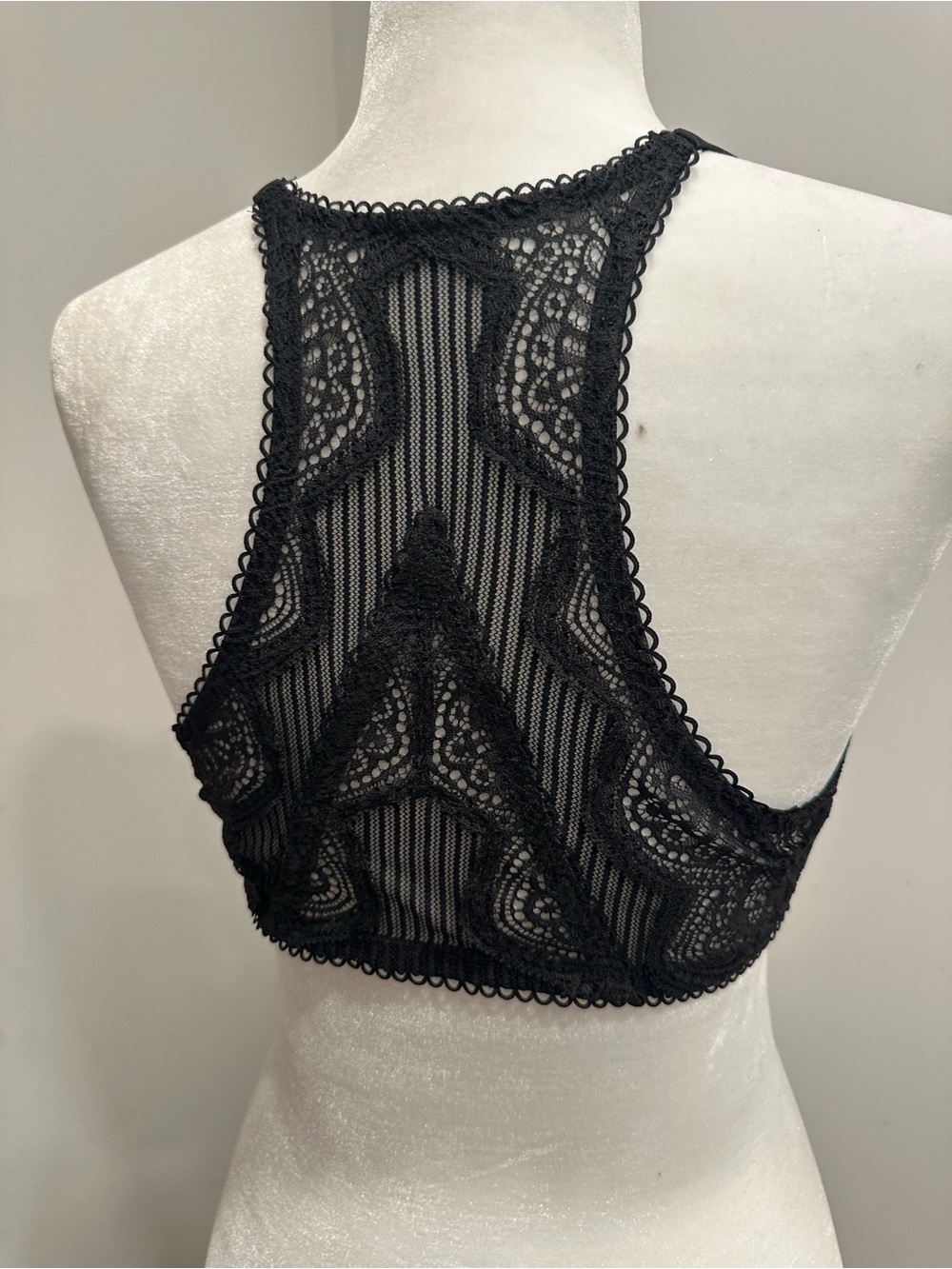 Victoria’s Secret Bra , 36C Black Lace Front-Closure Push-Up Bra - Picture 5 of 5